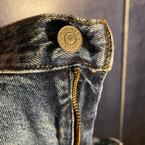 Original Levi’s Denim Jeans 42x32 - Picture 4 of 4